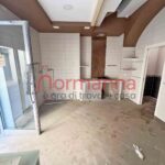 Locale commerciale in affitto a Giugliano