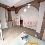 Locale commerciale in affitto a Giugliano